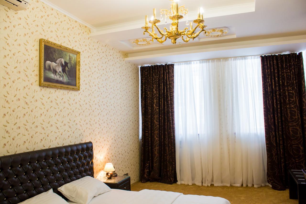 Hotel Alir Žytomyr Exteriér fotografie